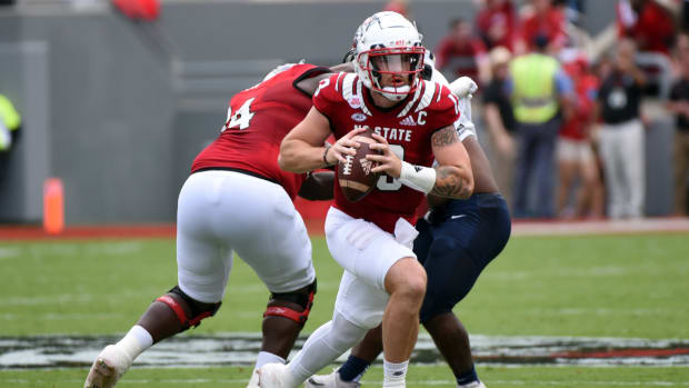 Devin Leary